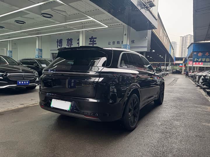 Фото 24 - LiXiang L7