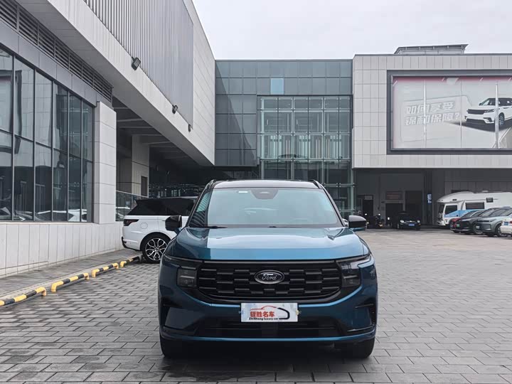 Фото 2 - Ford Edge