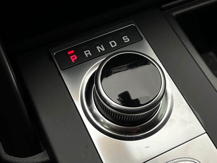 Фото 20 - Land Rover Discovery