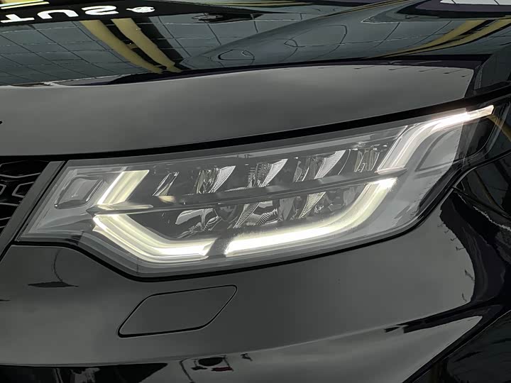 Фото 26 - Land Rover Discovery