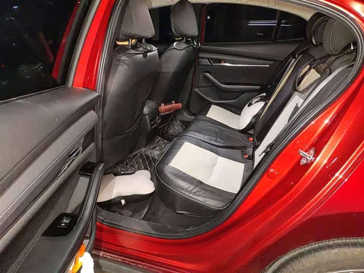 Фото 15 - Mazda 3 (Axela)