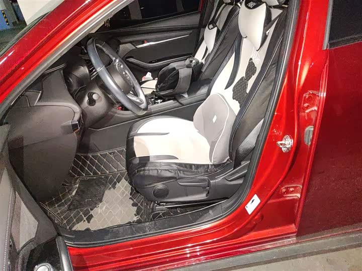 Фото 8 - Mazda 3 (Axela)