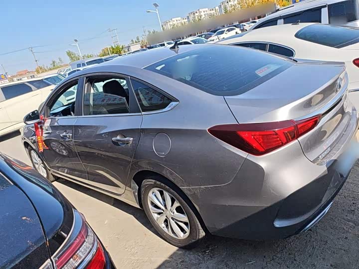 Фото 5 - Changan Eado Plus