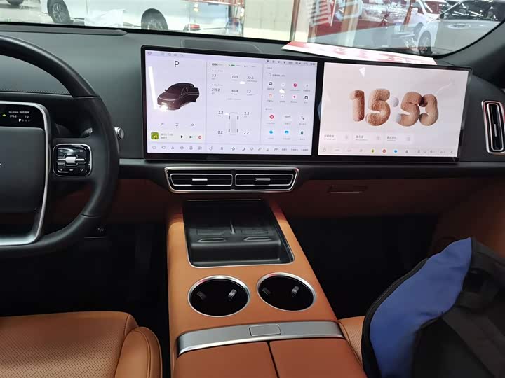 Фото 13 - LiXiang L7