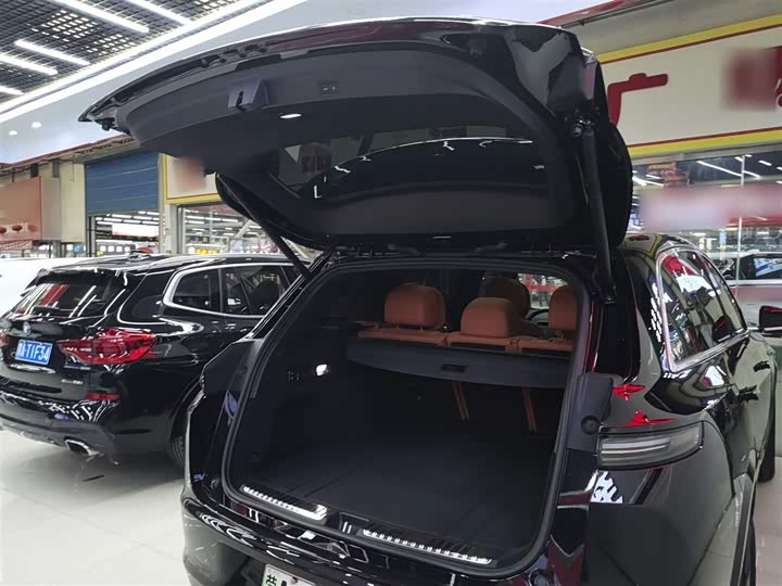 Фото 19 - LiXiang L7