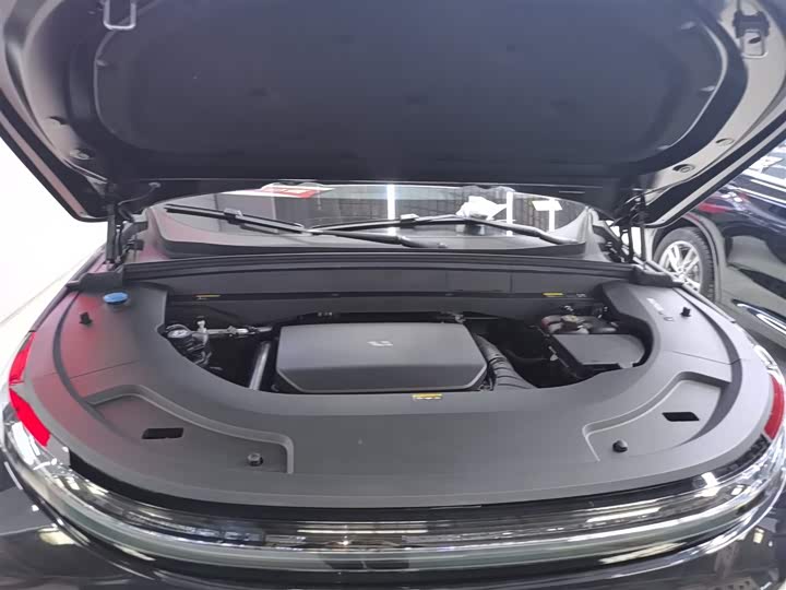 Фото 20 - LiXiang L7