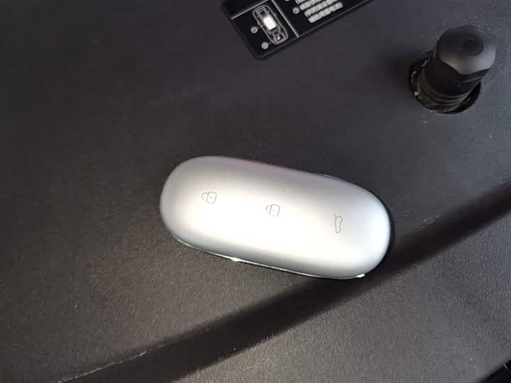 Фото 9 - LiXiang L7