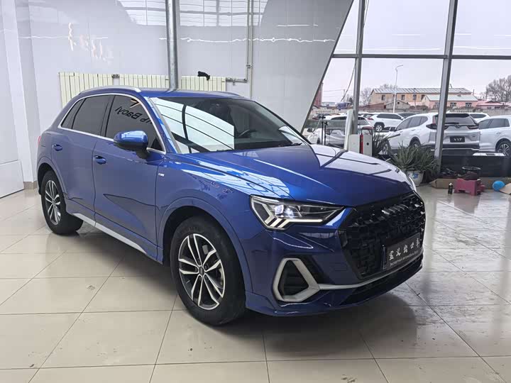 Фото 3 - Audi Q3