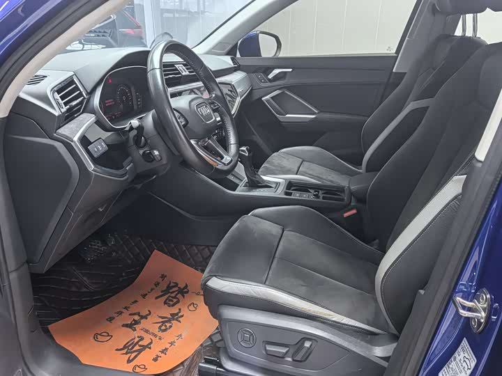 Фото 7 - Audi Q3