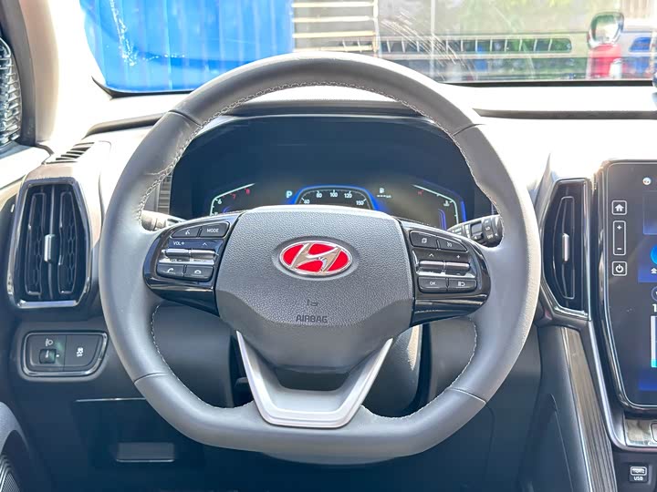 Фото 10 - Hyundai ix35 (Mufasa)