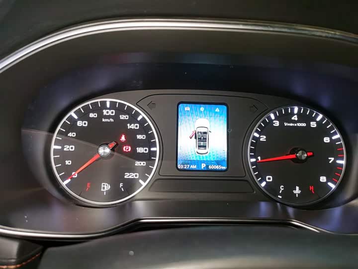 Фото 12 - Roewe RX3