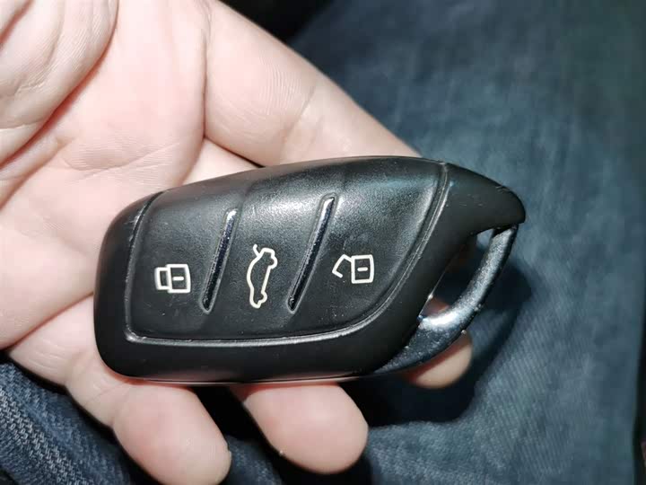 Фото 9 - Roewe RX3