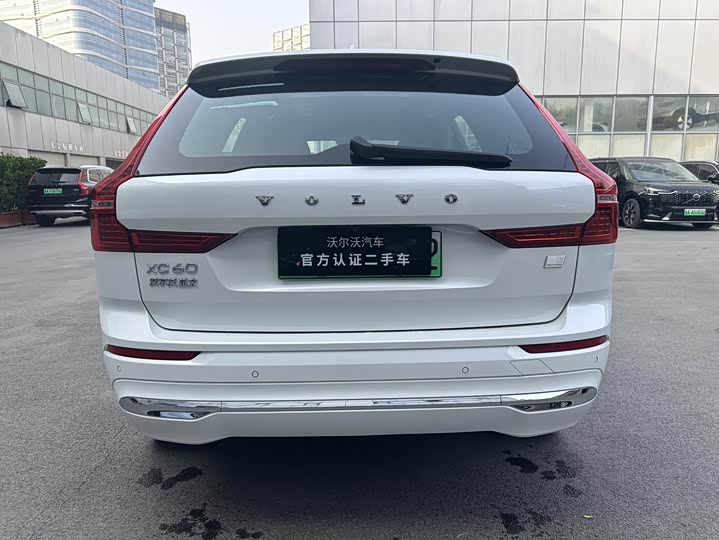 Фото 13 - Volvo XC60 Hybrid