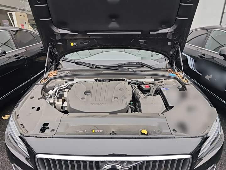 Фото 27 - Volvo S90