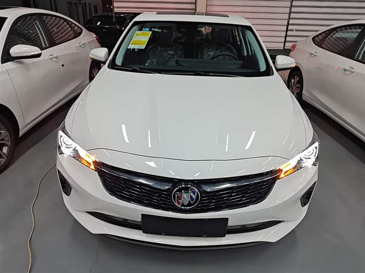 Фото 3 - Buick Verano