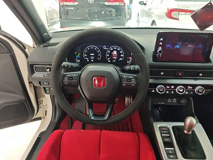 Фото 11 - Honda Civic