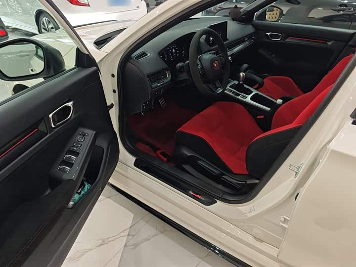 Фото 16 - Honda Civic