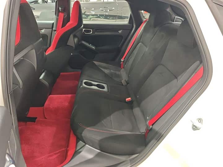 Фото 17 - Honda Civic