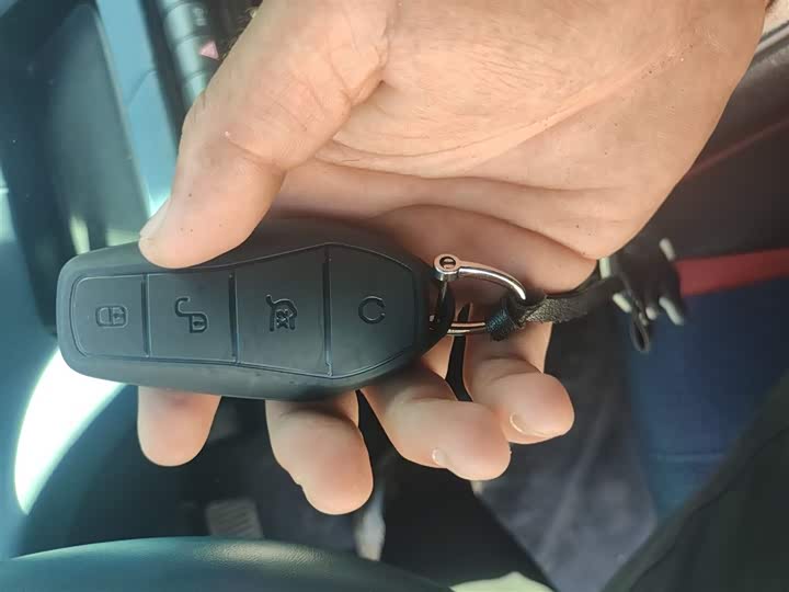 Фото 12 - BYD Dolphin