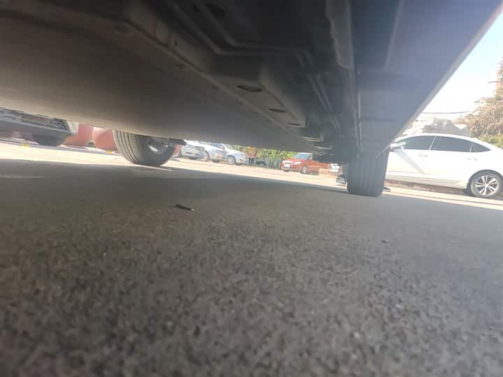 Фото 19 - BYD Dolphin