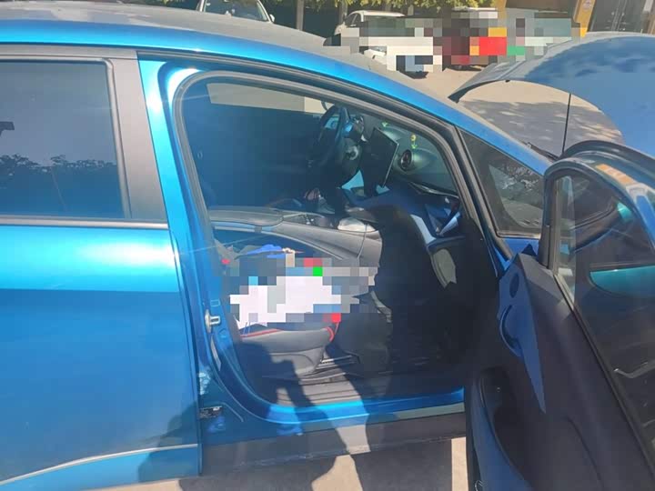 Фото 20 - BYD Dolphin