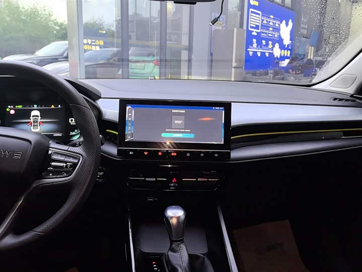 Фото 13 - Roewe i5