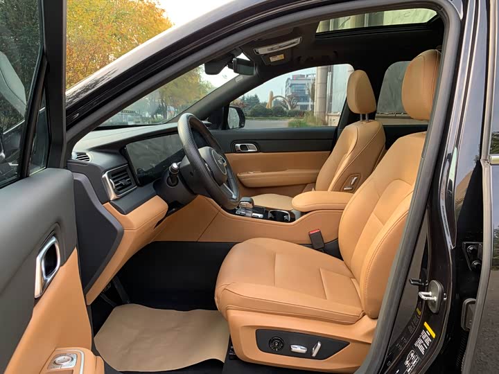 Фото 14 - LiXiang One