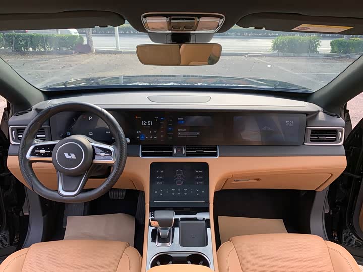 Фото 23 - LiXiang One