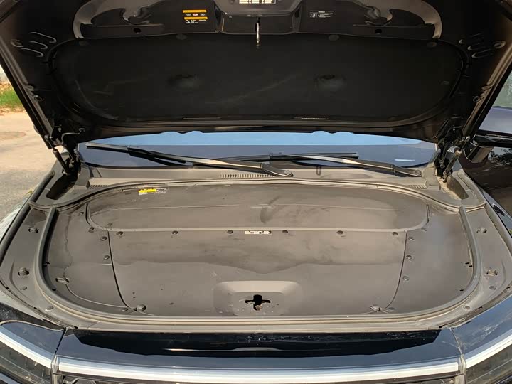 Фото 26 - LiXiang One