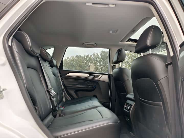 Фото 9 - Haval M6