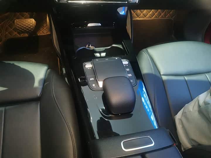 Фото 13 - Mercedes-Benz A-Class