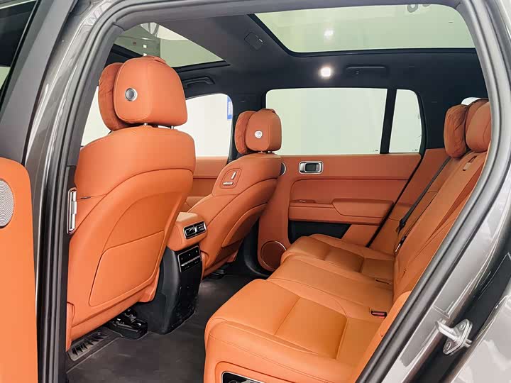 Фото 13 - LiXiang L7