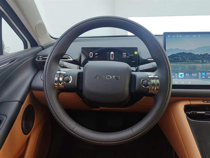 Фото 15 - GAC Aion RT