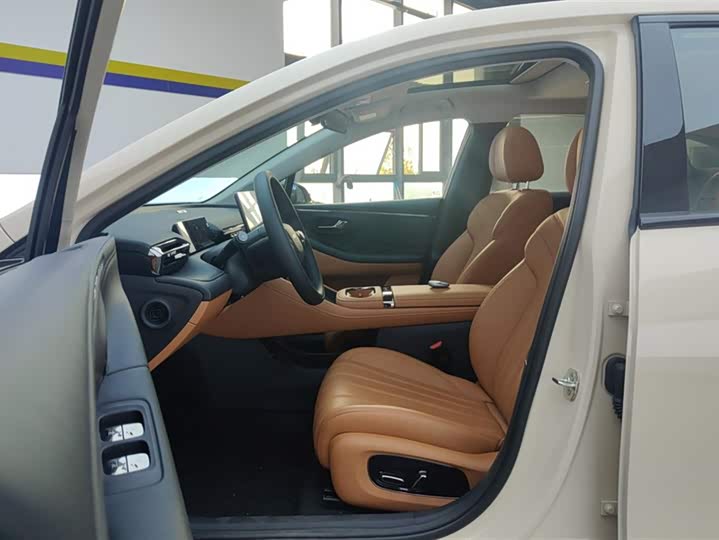 Фото 9 - GAC Aion RT