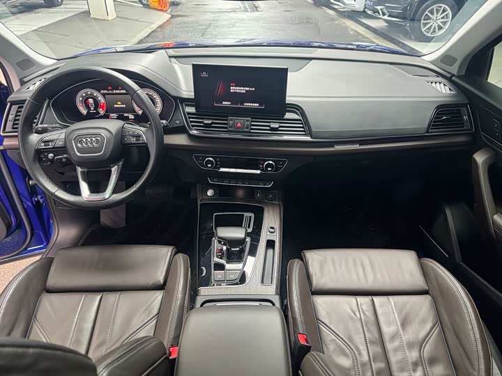 Фото 12 - Audi Q5L