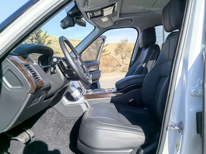 Фото 9 - Land Rover Range Rover