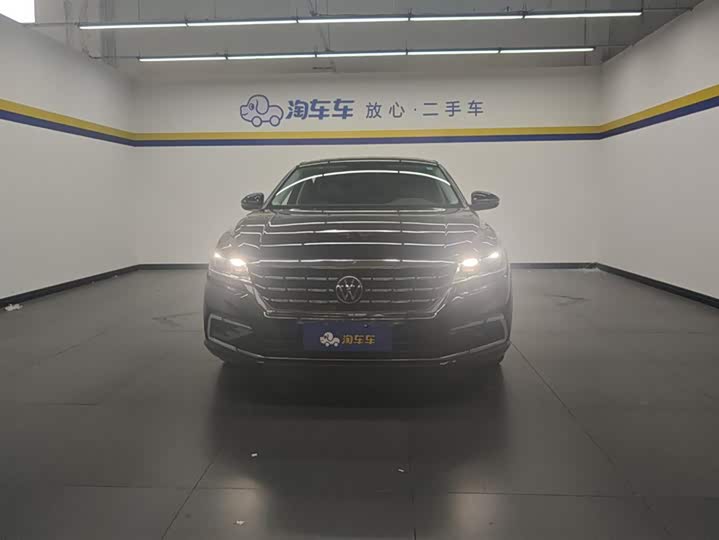 Фото 2 - Volkswagen Passat