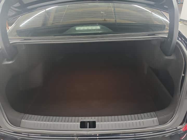 Фото 4 - Volkswagen Passat