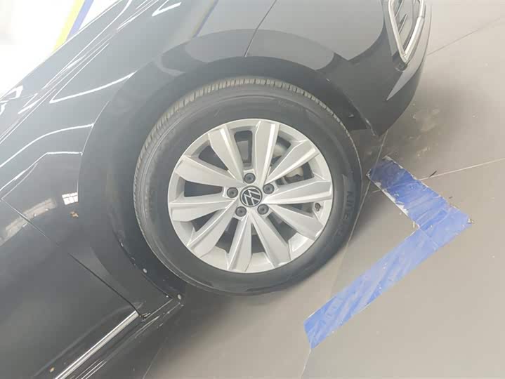 Фото 6 - Volkswagen Passat