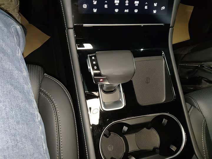 Фото 14 - LiXiang One