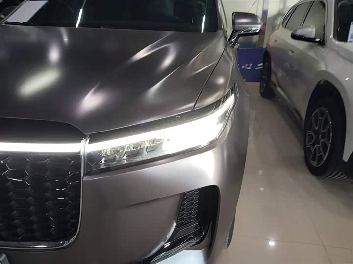 Фото 24 - LiXiang One