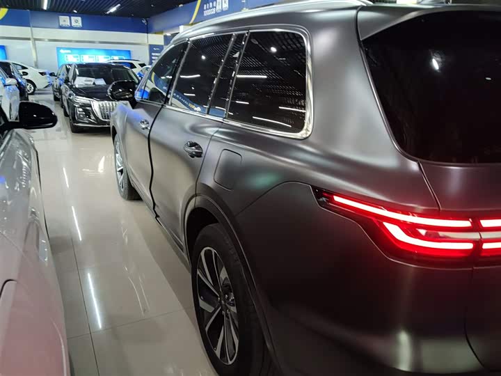 Фото 5 - LiXiang One