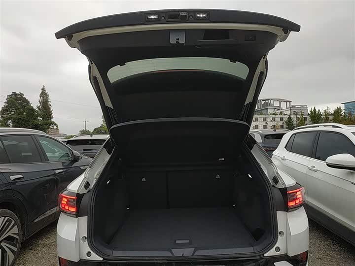 Фото 19 - Volkswagen ID.4 Crozz