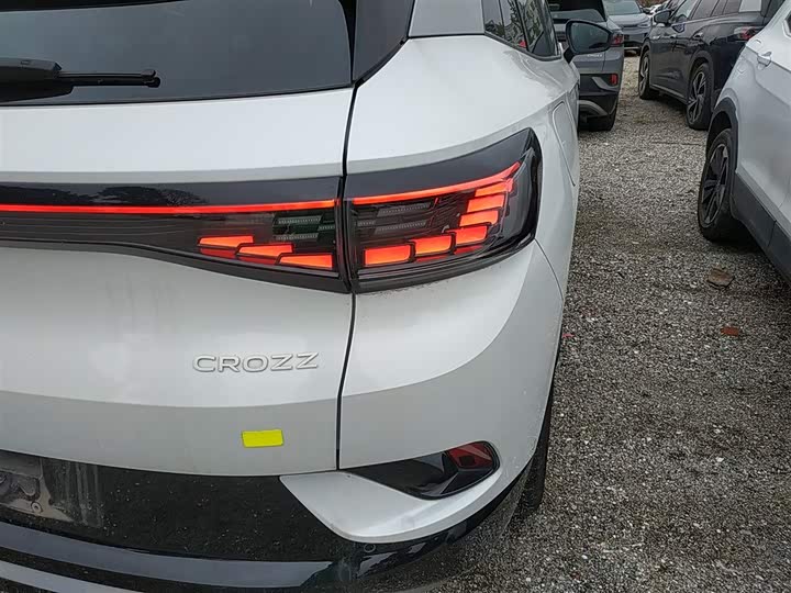 Фото 8 - Volkswagen ID.4 Crozz