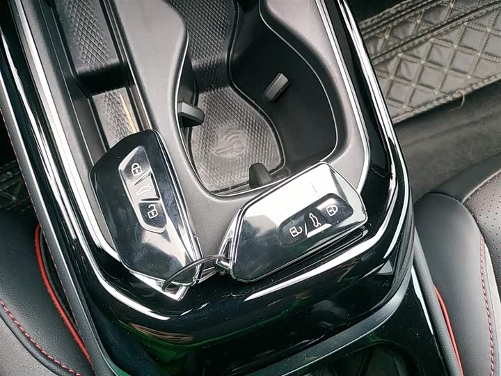 Фото 9 - Volkswagen ID.4 Crozz