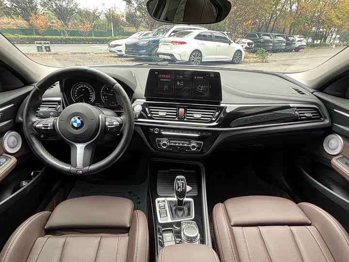 Фото 9 - BMW 1 Series