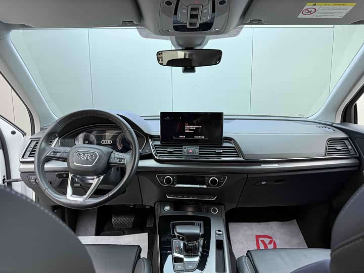 Фото 12 - Audi Q5L