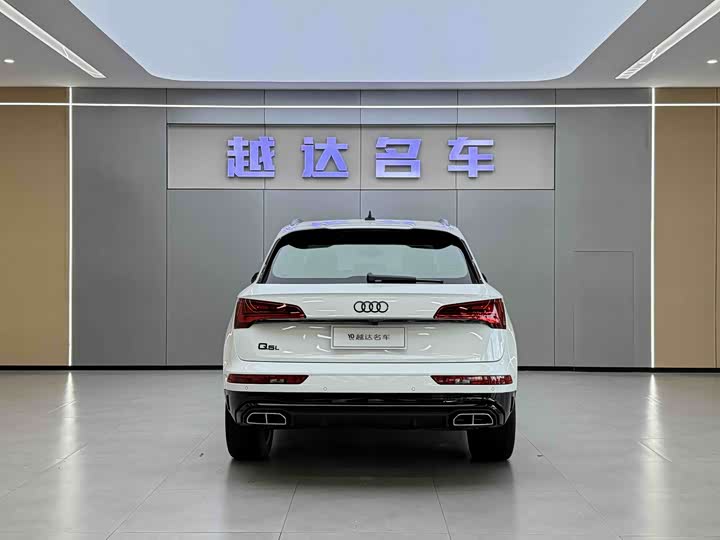 Фото 15 - Audi Q5L