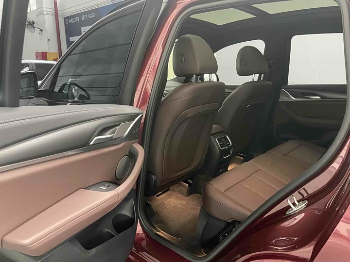 Фото 19 - BMW X3