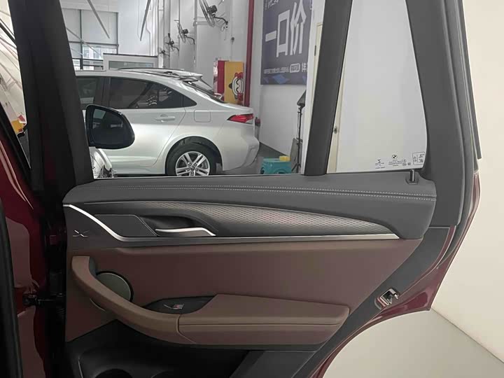 Фото 25 - BMW X3